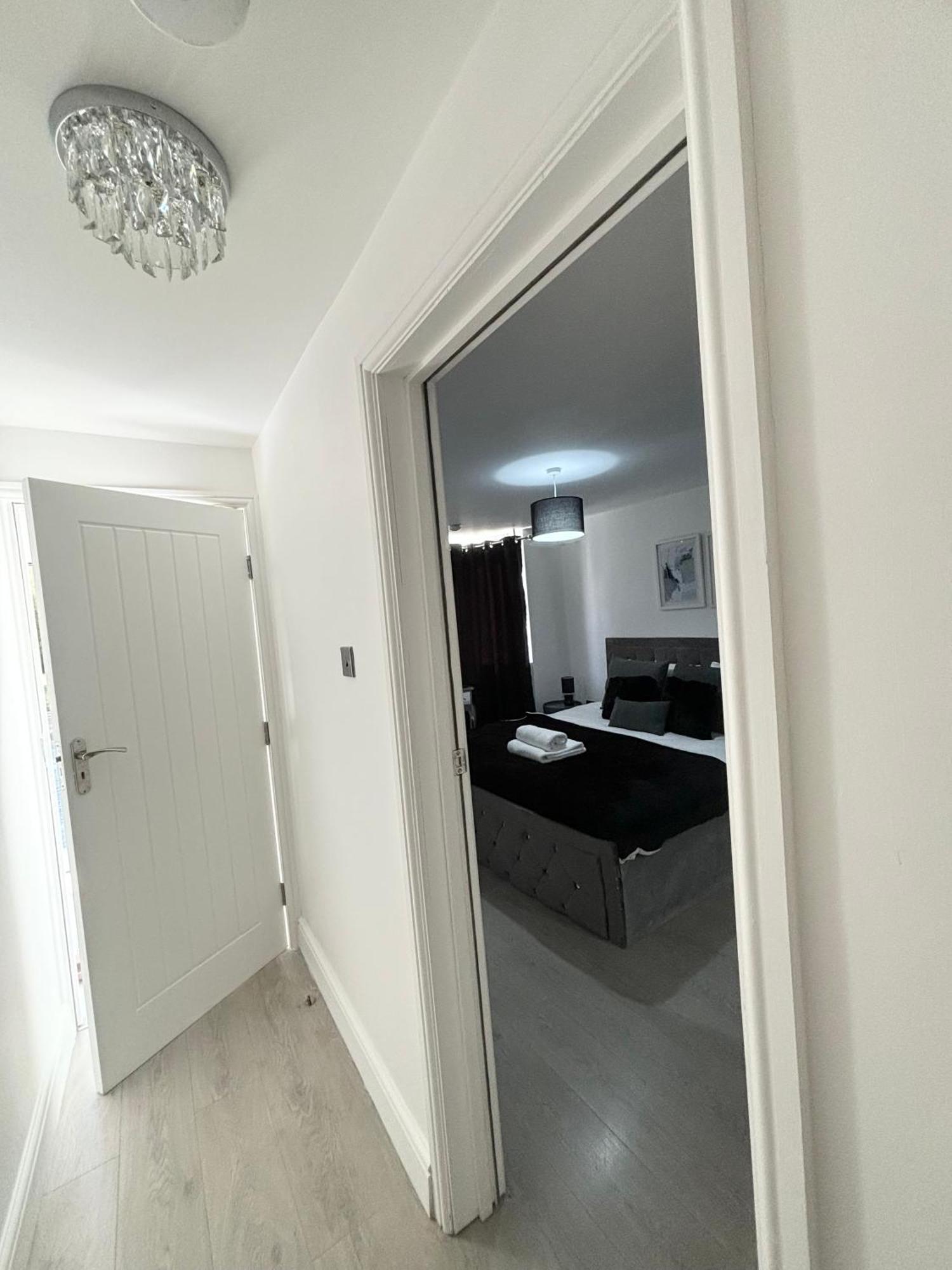 Cosy Modern Flat With Garden Бирмингем